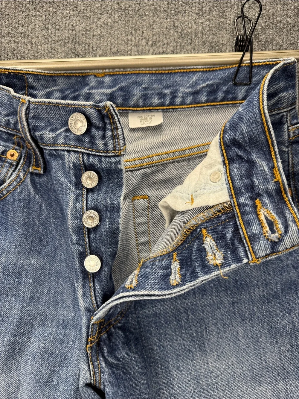 Vintage 501 Levi's Button Fly Denim Jeans W28 L34 8/2007